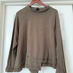 Lisa Bayne XL Kahki Green Asymmetrical Long Sleeve Blouse Top Shirt